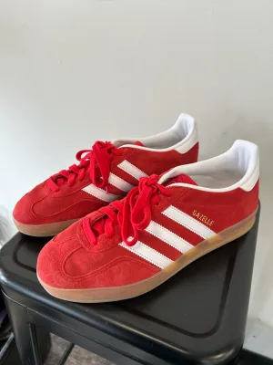 Adidas Casual Shoes Womens 9