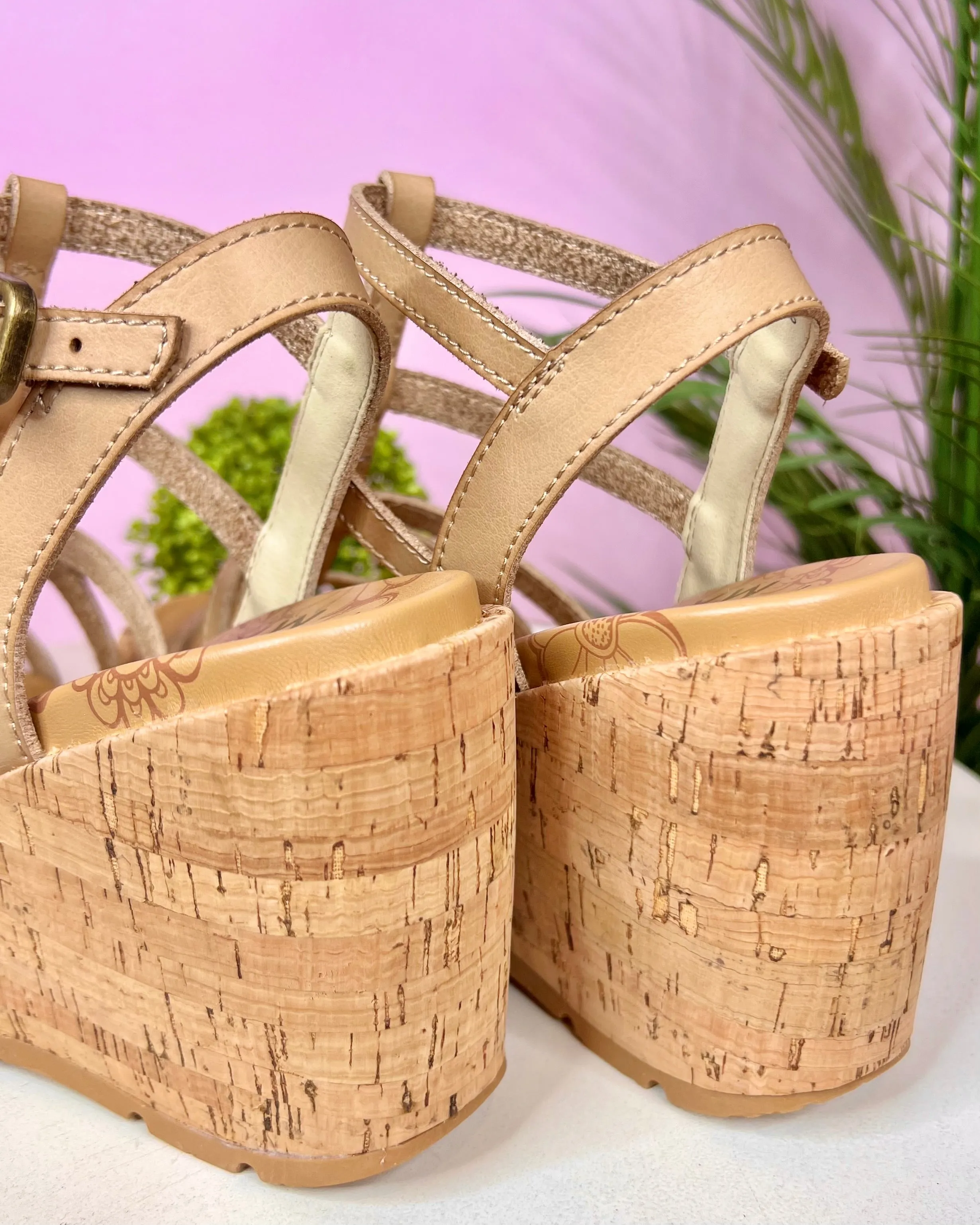 Bahamas Blowfish Malibu Vegan Leather Cashew Color Wedge Heels
