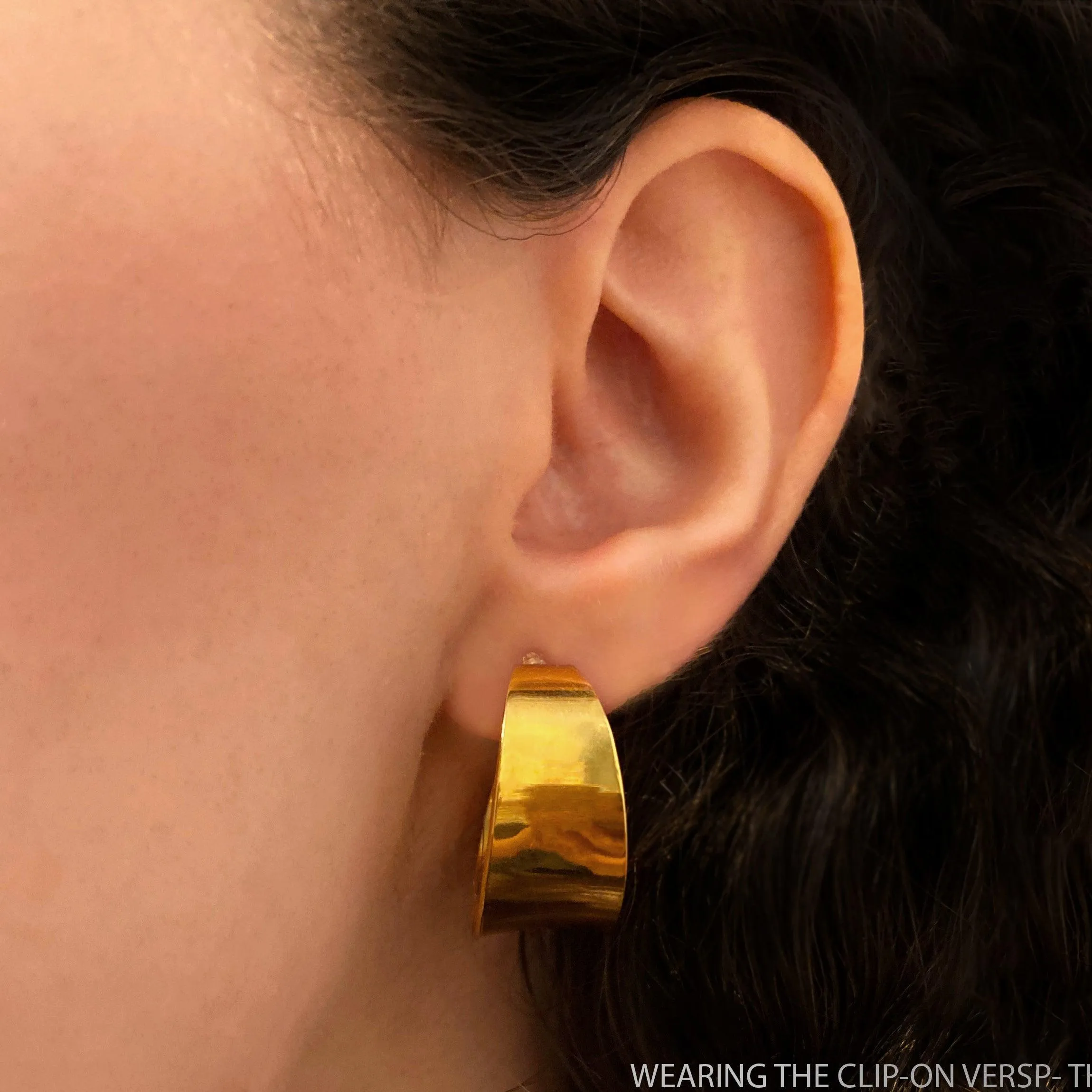 BOLD SCULPTED HOOP CLIP-ON EARRINGS IN GOLD