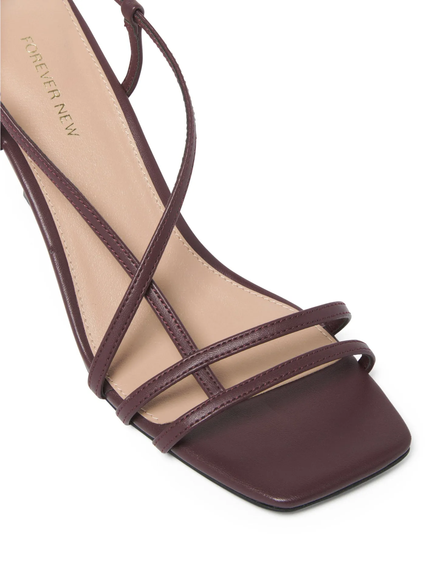 Bryn Side Detail Heel