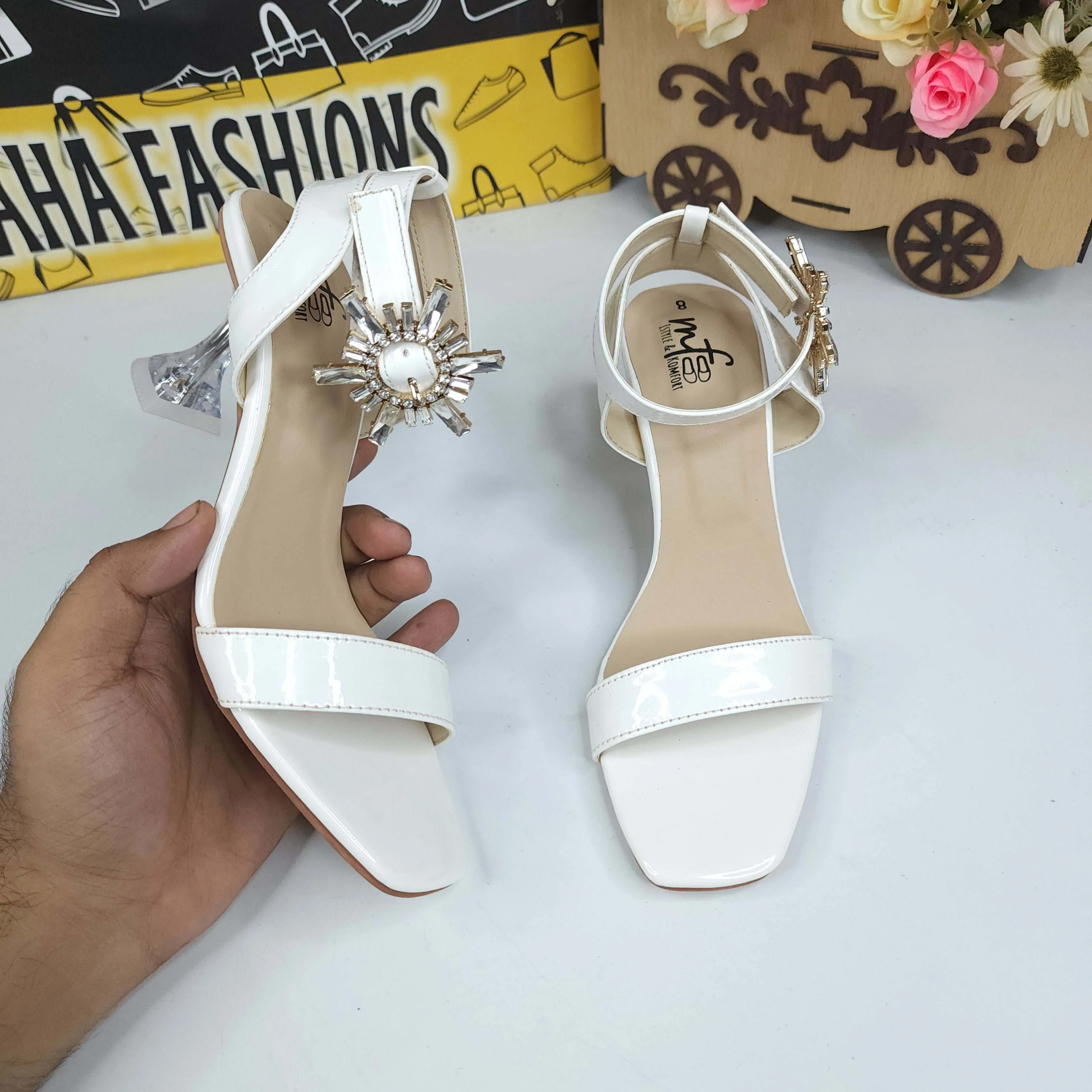 White Sandals in Heels With Buckle