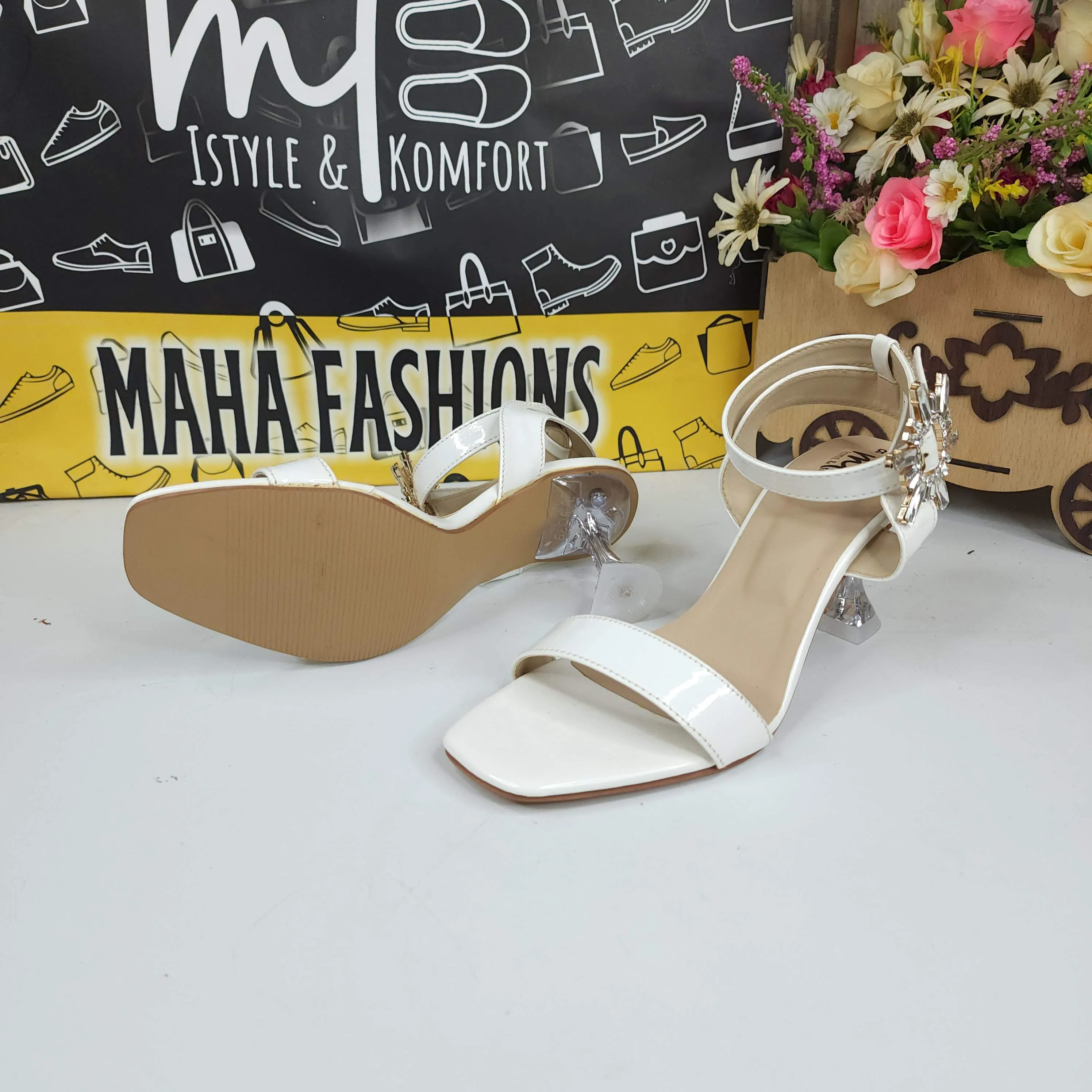 White Sandals in Heels With Buckle